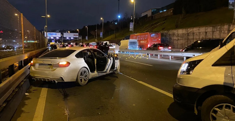 Film gibi olay! Haliç köprüsünün ortasında otomobile silahlı saldırı
