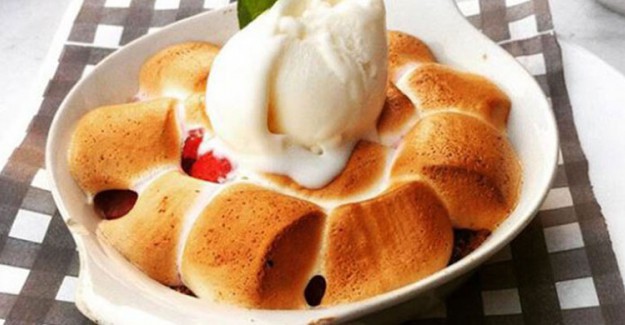 Fırında Çilekli Marshmallow Nasıl Yapılır?