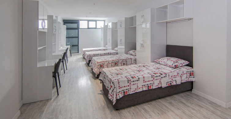 Fırsatçılar öğrencileri hedef aldı! Yurtlarda yüzde 100 fahiş zam