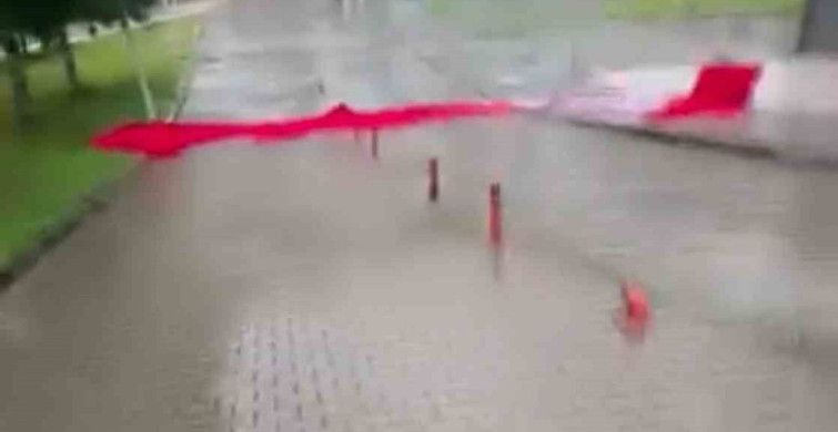 Fırtına Karabük'te Hasara Yol Açtı