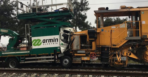Florya'da Tren Kazası Meydana Geldi! Yaralılar Var
