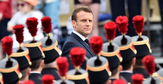 Fransa Cumhurbaşkanı Macron 2 Yılda 15 Bakan Kaybetti 