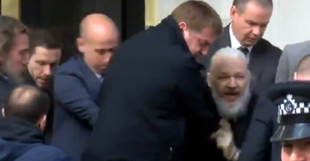 Fransa: Talep Etmediği Sürece Assange'a Sığınma Hakkı Tanıyamayız 