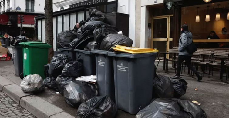 Fransa’da ayaklanma başladı: Paris çöp şehre döndü