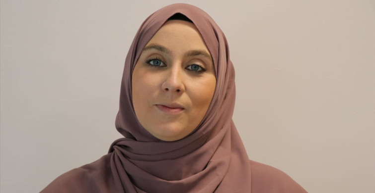 Fransa'da İslam'ı Seçen Adeline: 'İslam Benim İçin Barış Dini'