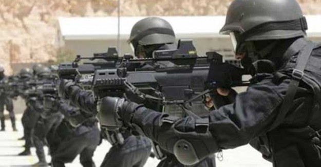 Fransa'yı Sarsan Bomba İddia: Gizli Askeri Operasyonlar Yapıyor!