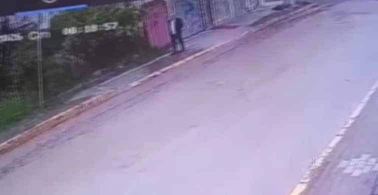 Freni Boşalan Hafriyat Kamyonu Dehşet Saçtı