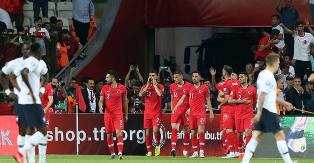 Futbolda Milli Mesai Yarın Başlıyor