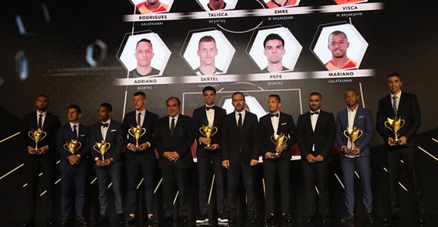 'Futbolun Süperleri' Ödüllerine Kavuştu!