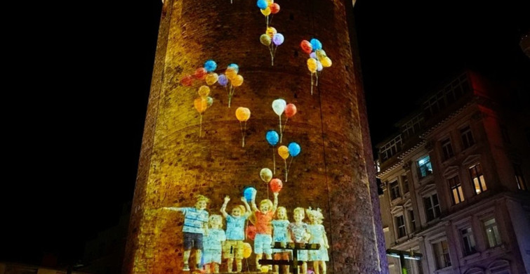 Galata Kulesi'nde Öğretmenler Günü Kutlaması