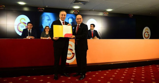 Galatasaray Başkanı Cengiz Mazbatasını Aldı!