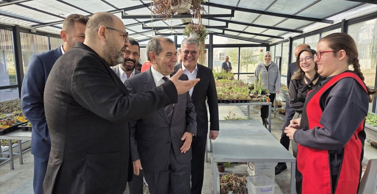 Galatasaray Başkanı Dursun Özbek, SOBE Vakfı’nı Ziyaret Etti