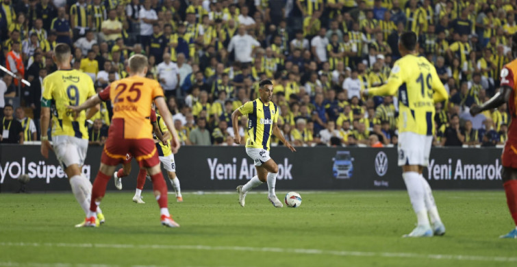 Galatasaray derbisinde yokları oynadı: Mourinho, Sebastian Szymanski’nin biletini kesti