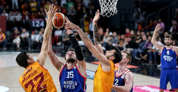 Galatasaray Evinde Anadolu Efes’e Kaybetti!