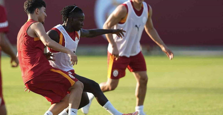 Galatasaray, günü çift antrenmanla tamamladı