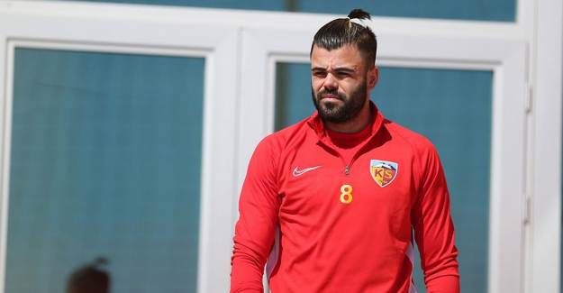 Galatasaray Hasan Hüseyin Acar’ı Alıyor