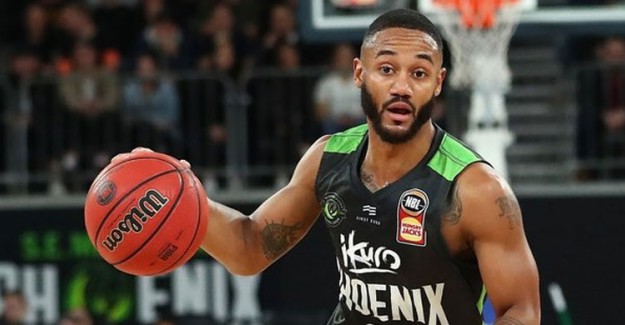 Galatasaray, John Roberson’u Renklerine Bağladı