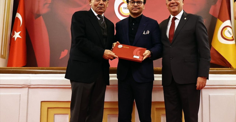 Galatasaray Kulübü'nde Yeni Üyelerin Berat Töreni