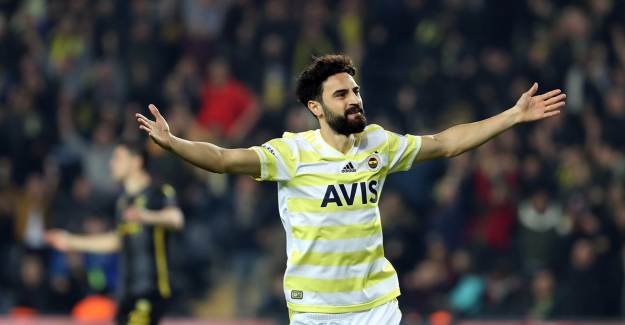 Galatasaray Mehmet Ekici ile Görüşmeler Başladı