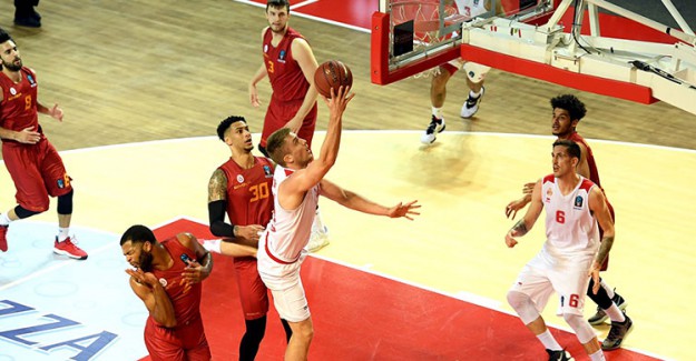 Galatasaray, Monaco’ya Diş Geçiremedi!