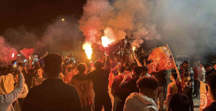 Galatasaray Şampiyonluğunu Adıyaman’da Coşkuyla Kutladı