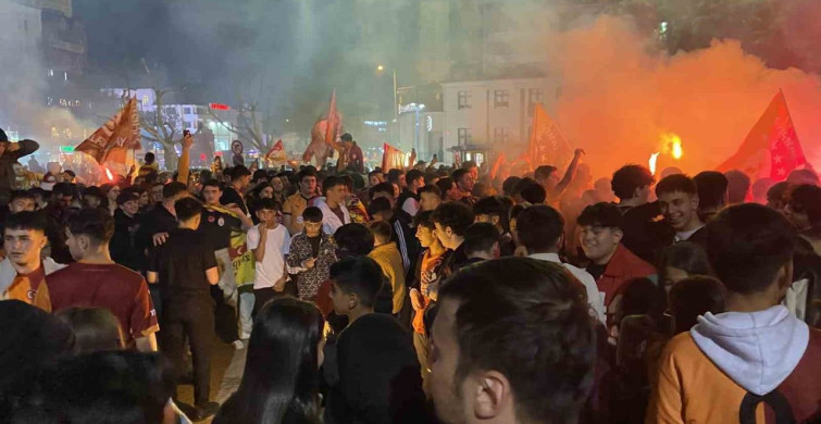 Galatasaray Şampiyonluğunu Kastamonu'da Coşkuyla Kutladı