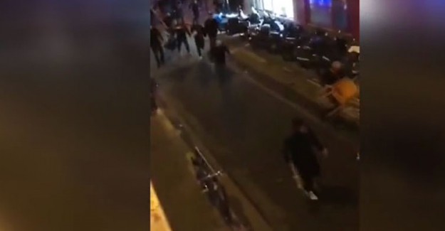 Galatasaray Taraftarı Paris'te PSG'lileri Kovaladı!
