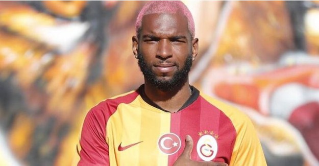 Galatasaray Taraftarından Ryan Babel'e Tepki