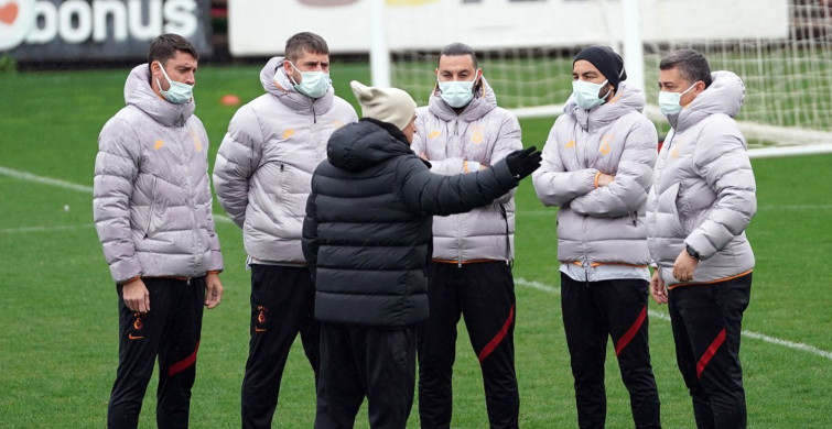 Galatasaray Teknik Direktörü Fatih Terim'den Derbi Öncesi Toplantı!