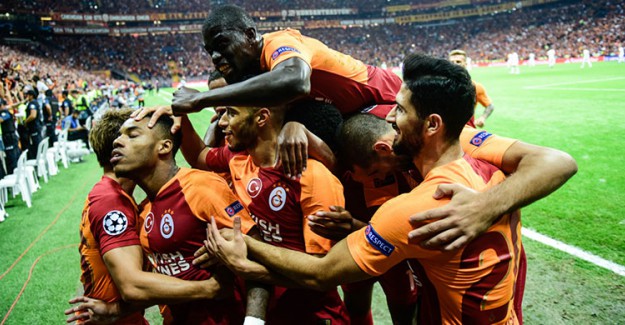 Galatasaray’a Şampiyonlar Ligi’nde Yıldız Futbolculardan Destek!