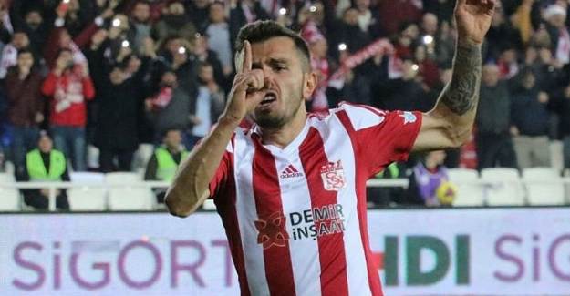 Galatasaray'da Deprem! Emre Kılınç da Fenerbahçe'de