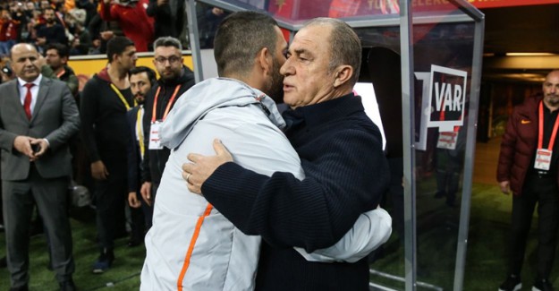 Galatasaray'da Oynayacak Seviyede Değil!
