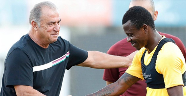 Galatasaray'da Seri Takımla Antrenmana Katıldı