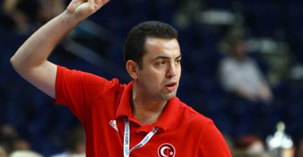 Galatasaray'ın Başantrenör Görevine Ömer Uğurata Getirildi
