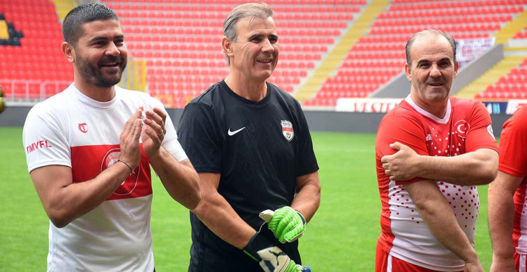 Galatasaray'ın Eski Kalecisi Hayrettin Demirbaş'tan Fenerbahçe ve Süper Lig Hakkında Açıklamalar Geldi!