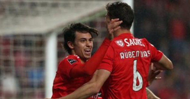 Galatasaray’ın UEFA Avrupa Lig’indeki Rakibi Benfica’dan Tarihi Galibiyet