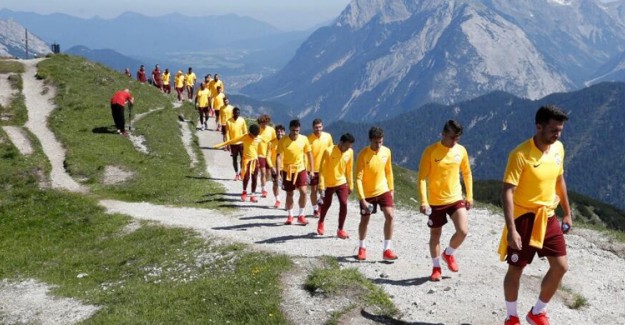 Galatasaraylı Futbolcular Dağa Çıktı!