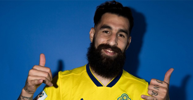 Galatasaraylı Jimmy Durmaz'dan Şok Açıklama! ''Kazandığım Tüm Paraları Kadınlara Bağışladım''
