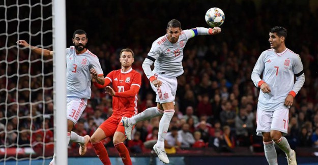 Galler 1-4 İspanya Maç Özeti ve Golleri İzle