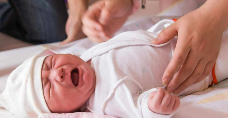 Gaz sorunu yaşayan bebeklerde hangi mamalar kullanılır? Gazlı bebekler için kullanılabilecek mama markaları