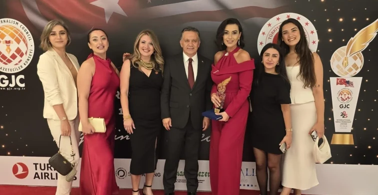 Gazetecilikte Dostluk Ödülleri New York’ta Sahiplerini Buldu