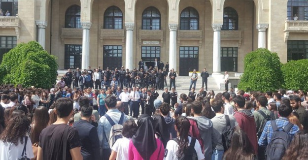 Gazi Üniversitesi'nde Silah Sesleri! Kimliği Belirsiz Kişiler Ateş Açtı