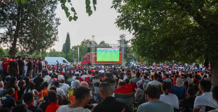 Gaziantep Büyükşehir, milli heyecana ortak oluyor