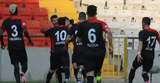 Gaziantep FK, Lider Sivasspor'u Dağıttı