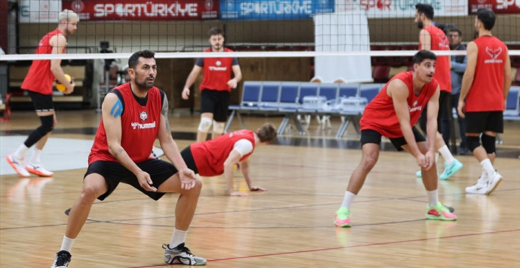 Gaziantep Gençlikspor Galatasaray HDI Sigorta Maçına Hazırlanıyor