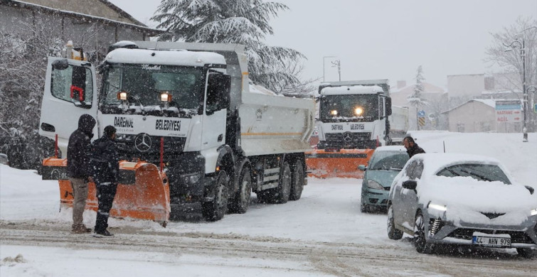 Gaziantep ve Çevresinde Kar Yağışı Etkili Olmaya Devam Ediyor