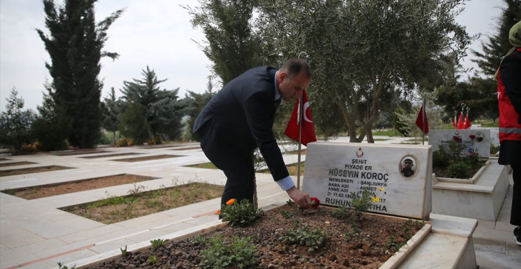 Gaziantep ve Şanlıurfa'daki Şehitliklerde Temizlik ve Onarım Çalışmaları