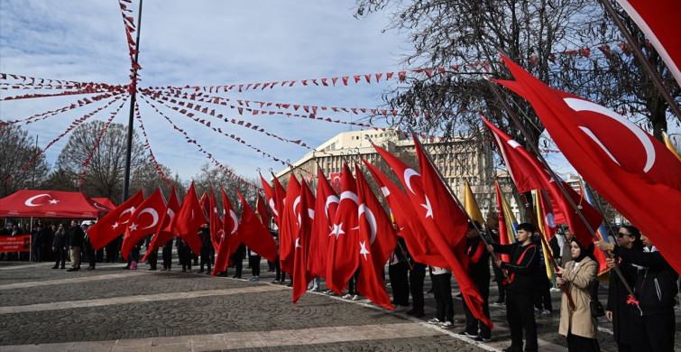 Gaziantep'e Gazi Unvanı Verilişinin 105. Yılı Kutlandı