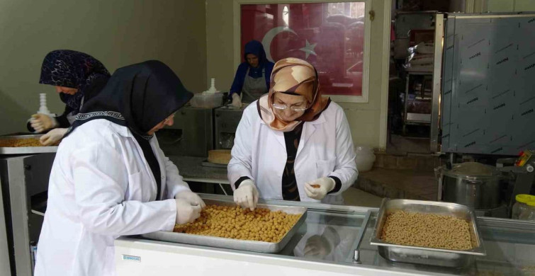 Gaziantep'in Geleneksel Yuvalama Lezzetiyle Kadınları İstihdam Ediyor