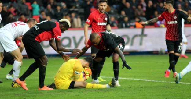 Gaziantepspor'da Günay Güvenç Destan Yazdı!